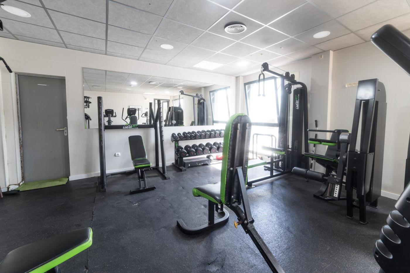 Apto. Con Piscinas Y Gym A 800 Metros De Playa El Campello Bagian luar foto
